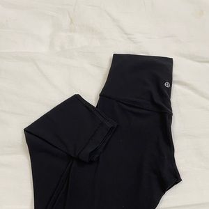 Black lululemon leggings